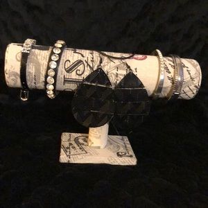 Bracelet bundle Lovely lot of 4 bracelets and black chandelier earrings